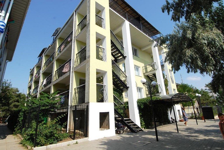 Гостевой дом Малибу, Саки, Крым