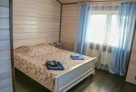 Семейный номер с видом на озеро, База отдыха Седьмой берег, Осташковский район