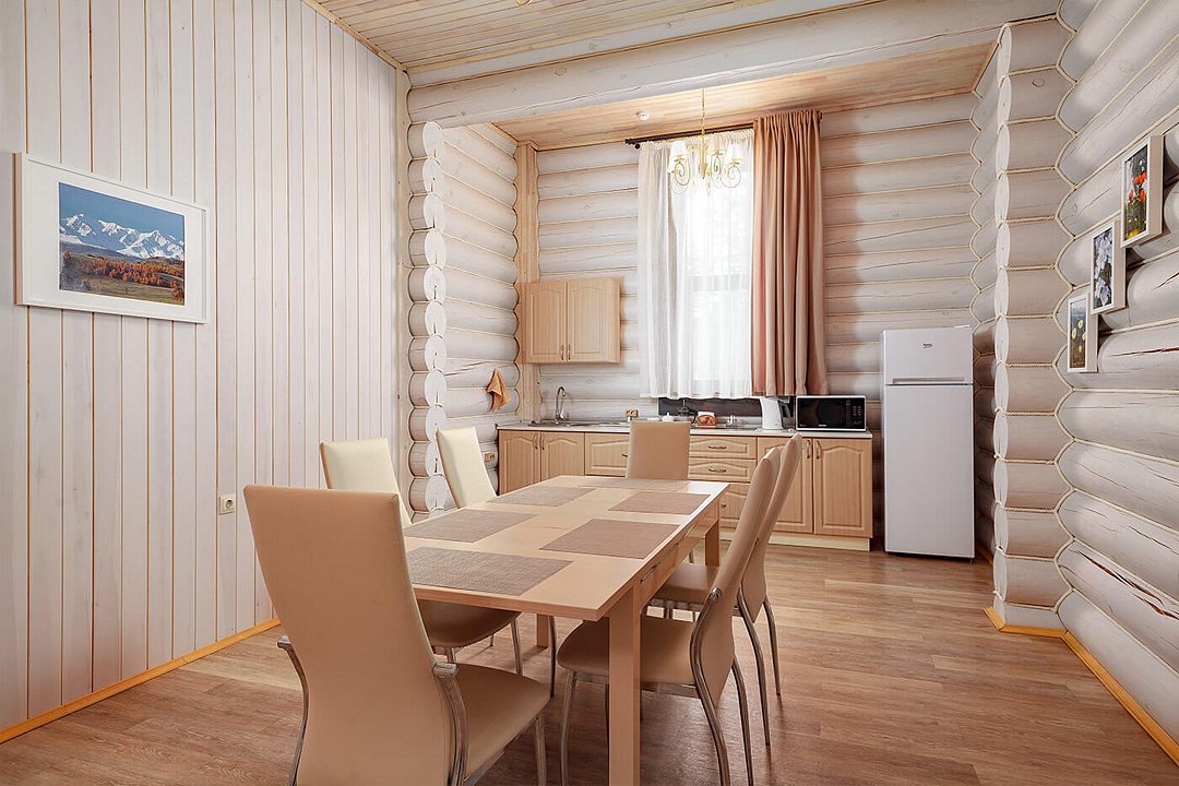 Апартаменты 4-местный 3-комнатный (Семейный №2)