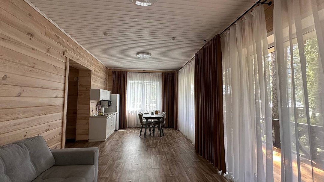 Шале 2-местный 2-комнатный (2 линия)