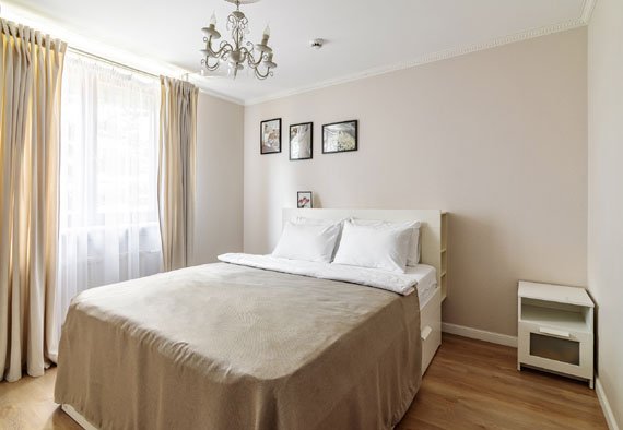 Домик 10-местный 5-комнатный (с бассейном и бильярдом)