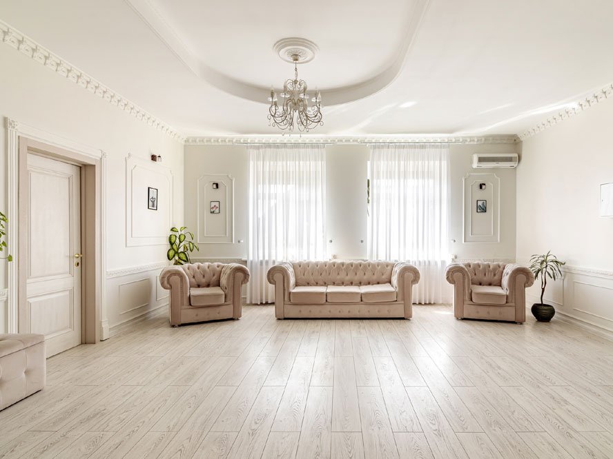 Домик 10-местный 5-комнатный (с бассейном и бильярдом)