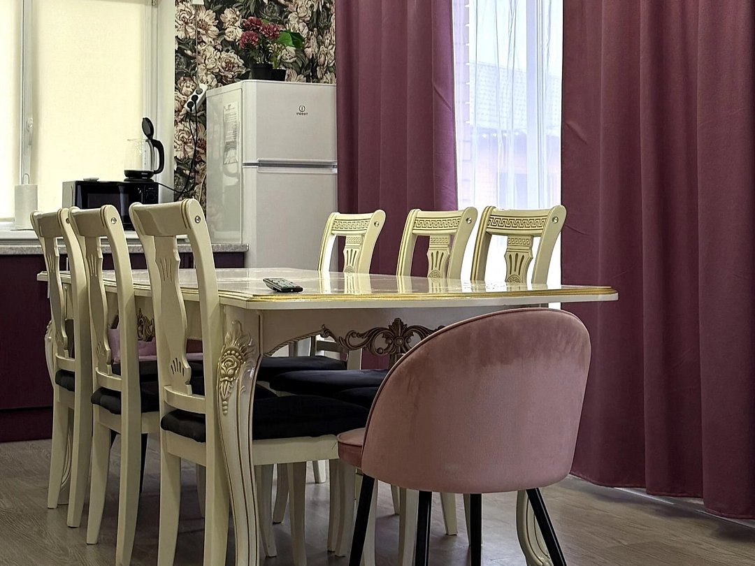 Домик (№2) 4-местный 3-комнатный