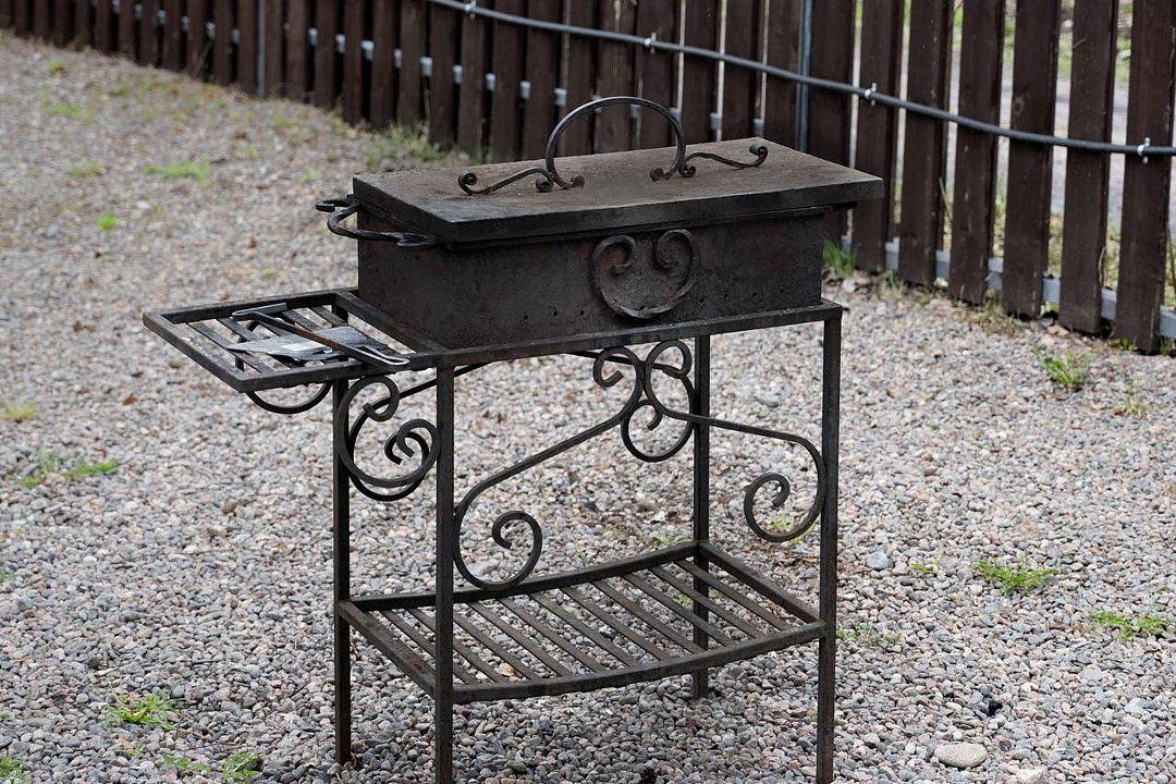 Коттедж 5-местный 2-комнатный (с террасой и панорамными окнами)