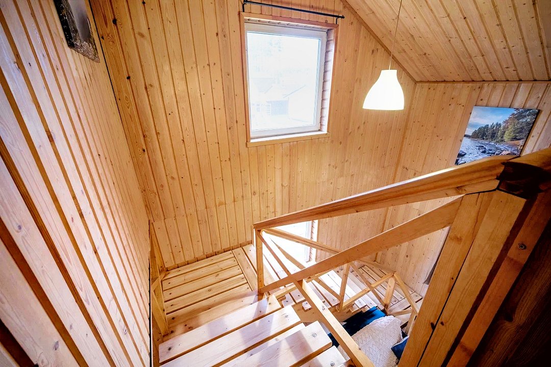 Коттедж 7-местный 3-комнатный 2-этажный (с баней)