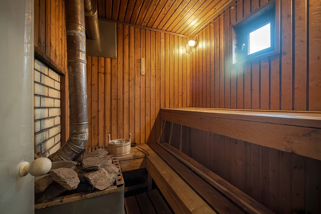 Коттедж 7-местный 3-комнатный 2-этажный (с баней)