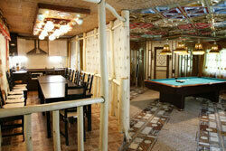 Столовая и бильярдная