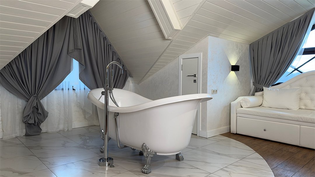 Люкс 2-местный Белый