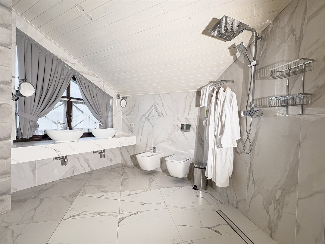 Люкс 2-местный Белый