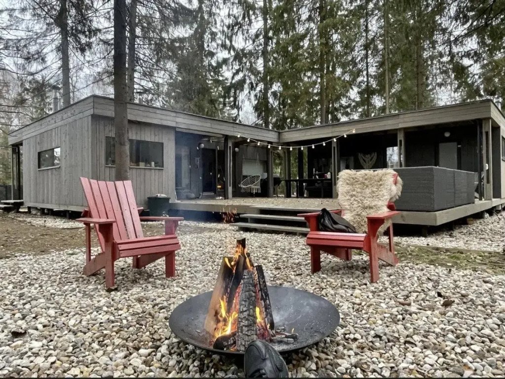 Шале в хвойном лесу, Московская область: фото 3