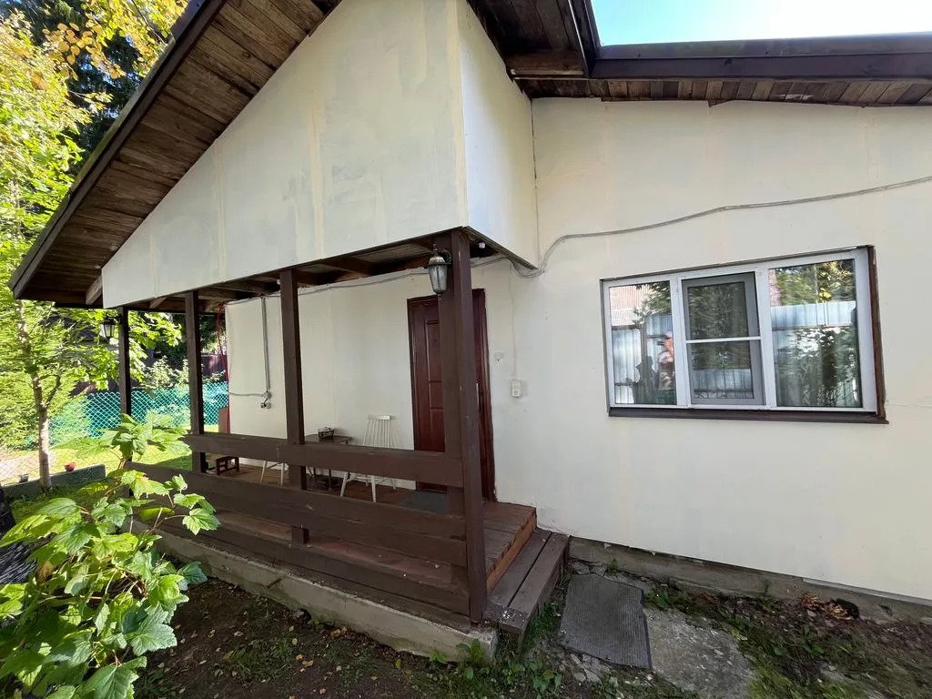 Частный дом в Рощино, Ленинградская область, поселок Рощино 