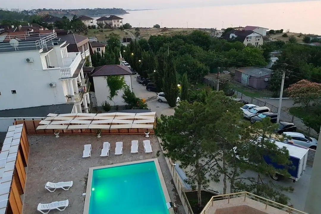 Бассейн | Корсунь, Крым