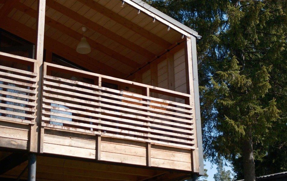 Домик 6-местный 2-комнатный (Комфорт у озера)