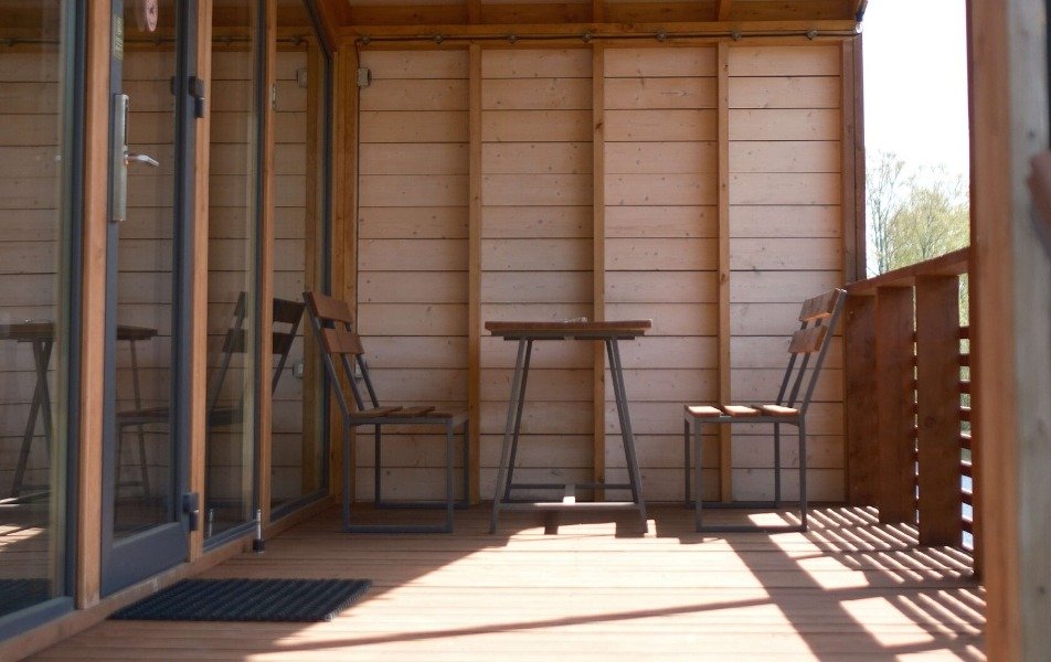 Домик 6-местный 2-комнатный (Комфорт у озера)