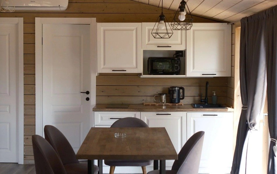 Домик 6-местный 2-комнатный (Комфорт)