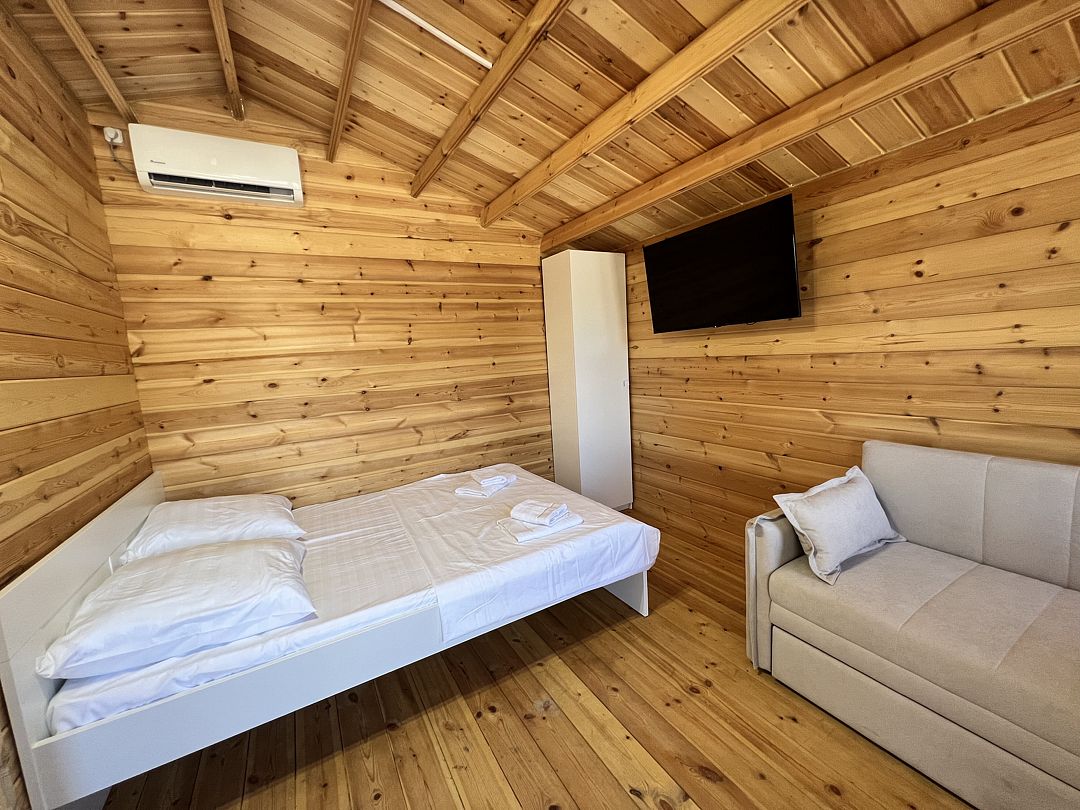 Коттедж 3-местный 1-комнатный | Seaside, Гудаутский район