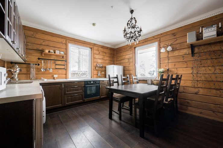 Дом 8-местный 4-комнатный