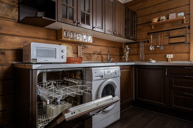 Дом 8-местный 4-комнатный