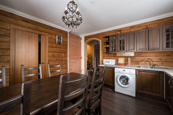 Дом 8-местный 4-комнатный