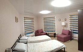 Розовая комната, Гостевой дом Еловый мыс, Нязепетровск