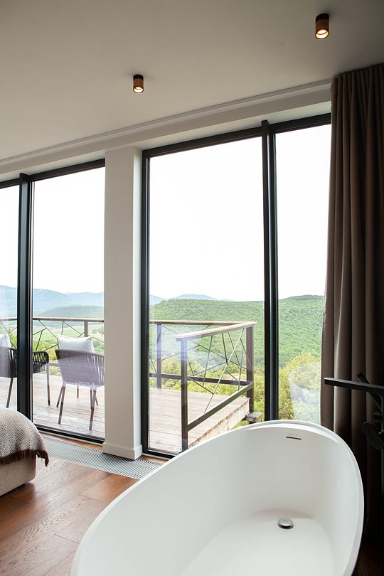 Делюкс 2-местный 1-комнатный (с ванной)