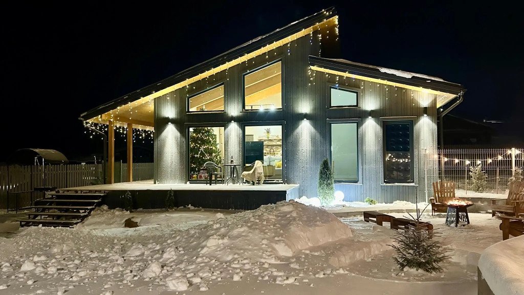 Дом у Мичуринского озера, поселок Мичуринское, Ленинградская область