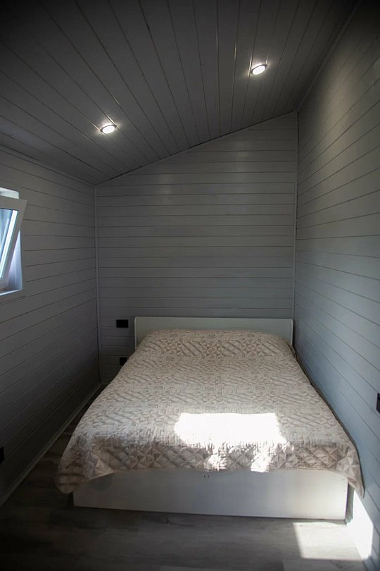 Дом 2-местный 2-комнатный (№2, вид на Волгу)