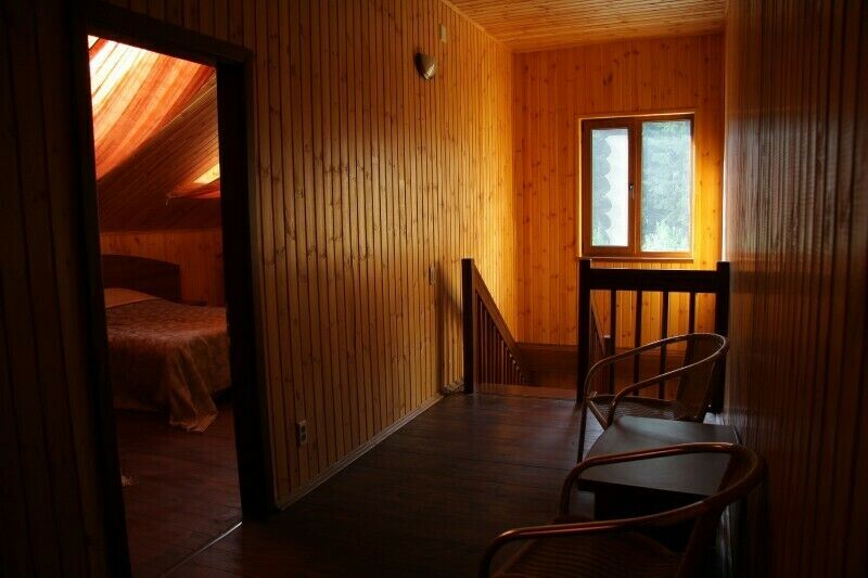 Холл второго этажа