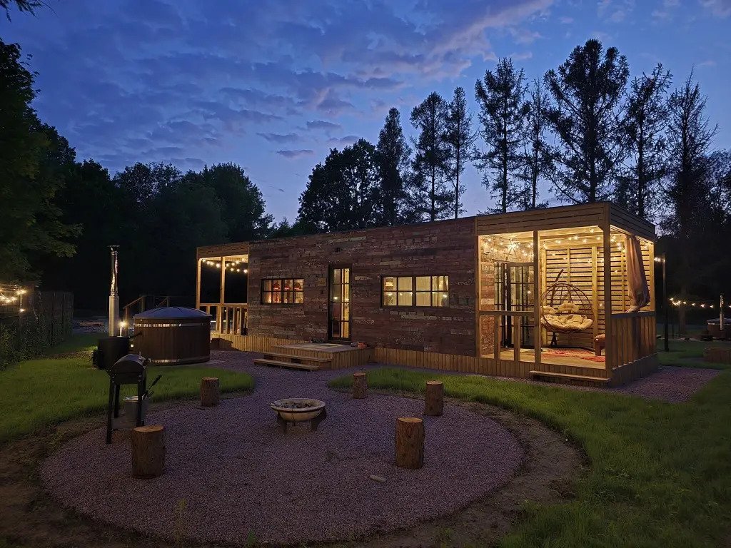 Шапки дача Vintage, Ленинградская область: фото 2