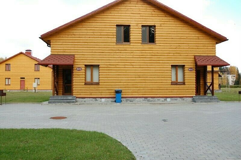 Вид на коттедж