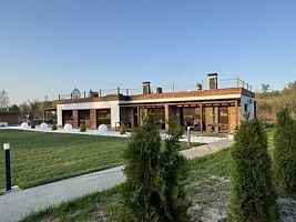 Дом лофт для большой компании, База отдыха White Grove , Бугры