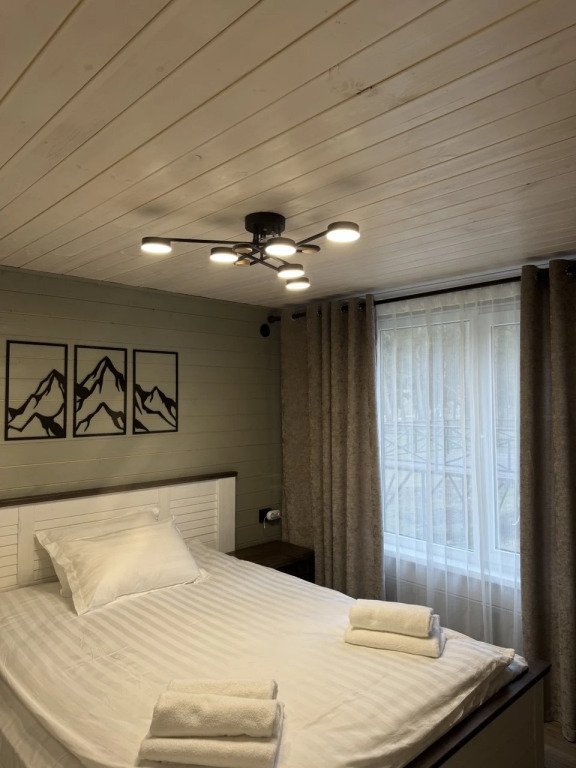 у реки с видом на горы, Республика Карачаево-Черкесия: фото 3