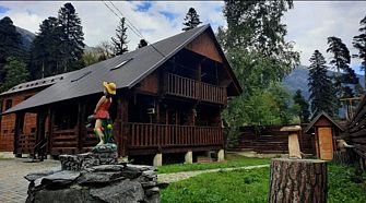 Частный дом Mountain Cottage 1440