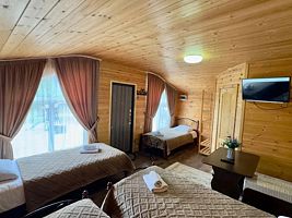 Дом №2 и №3 c 1 комнатой, База отдыха Дикая Груша, Архыз