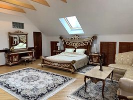 Двухместный люкс Мансарда с балконом двуспальная кровать, Гостевой дом Барокко ЛВ, Лиски