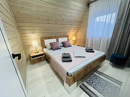 Четырёхместный коттедж с балконом, Шале LakeSide Coral, деревня Якты-Куль