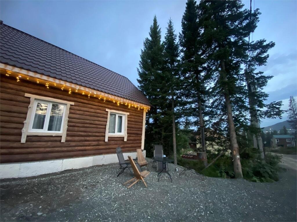 Guest House Избушки (Гест Хаус), Шерегеш, Кемеровская область