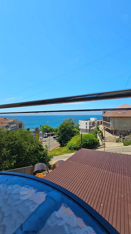 Семейный 5-местный (с видом на море)