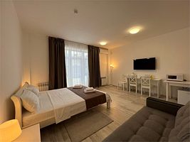 Новый корпус трехместный номер с балконом и кондиционером, 35 м2, Гостевой Дом Агродом, Нижний Новгород