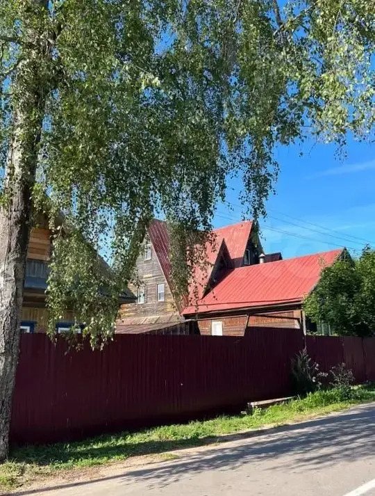 Частный дом Деревенский на берегу озера, Вышневолоцкий район, Тверская область