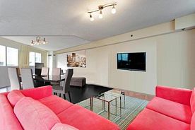 "Big Apartment", 3х комнатные апартаменты с лоджией, ул.Курчатова, 5в, ID 74-084, База отдыха "ИннХоум Апартаменты", Челябинск