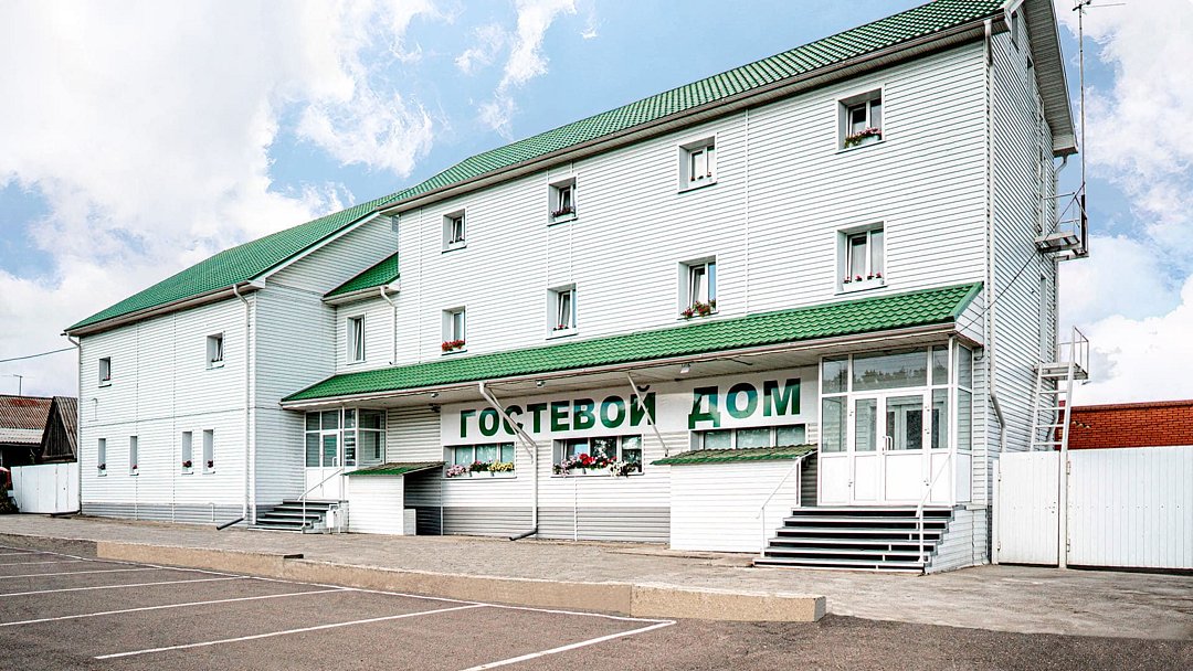 База отдыха Гостевой дом Зеленый, Емельяново, Красноярский край