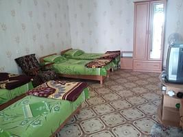 4-х местный номер с удобствами внутри, База отдыха Гостевой дом 7Я, Судак