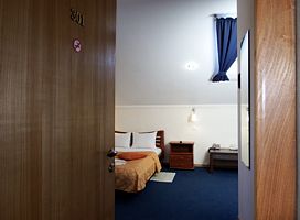 Стандартный номер с двухспальной кроватью., База отдыха Кантри-Новинки, Нижний Новгород