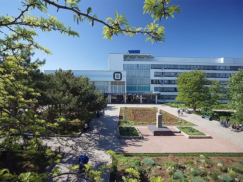 Санаторий им. Н.Н. Бурденко, Крым, Саки Сакский район