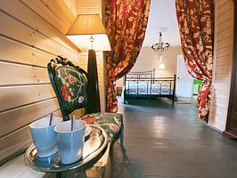 Красная с попугаями, Гостевые дома River Villa, Переславль-Залесский