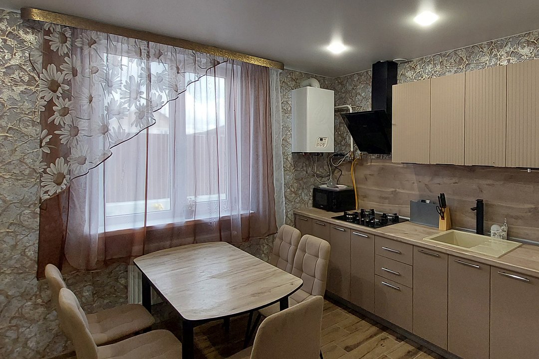 Частный дом Светлый двухкомнатный дом, Бахчисарай, Крым