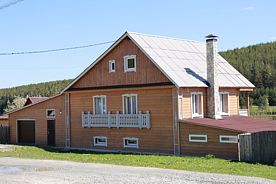 Белая усадьба, Туристический комплекс Мариинские избы, Екатеринбург
