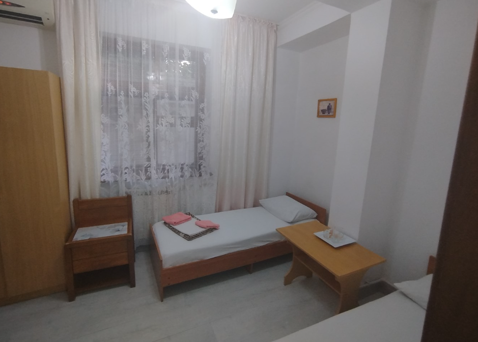 Стандартный 4-местный 2-комнатный