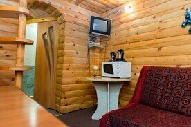 Дом №4, Спортивно-оздоровительный комплекс Метелица, Верхний Уфалей